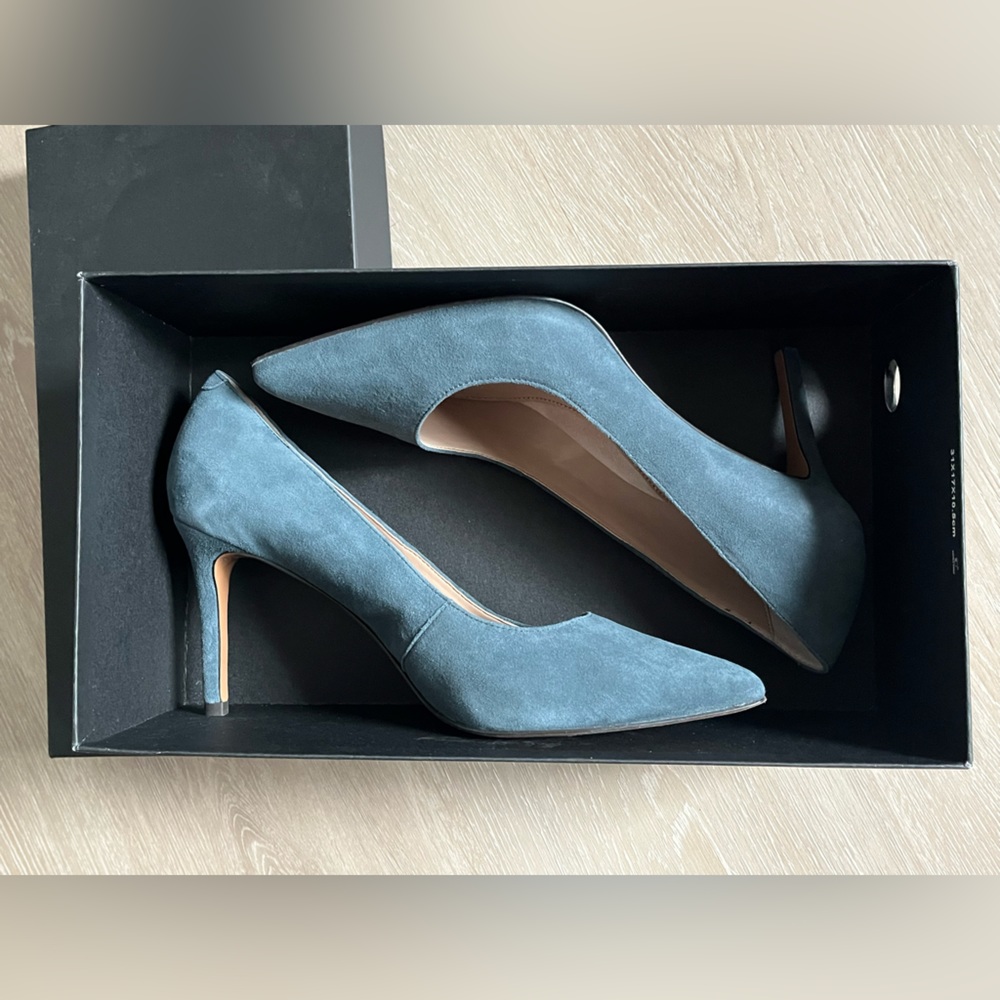 Banana Republic Madison Rounded Topline Denim Leather High Heels Women Size 8